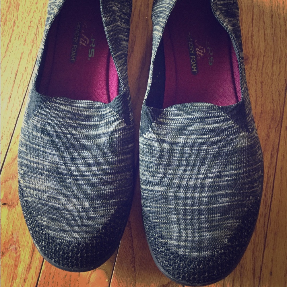 Sketchers Slip-on